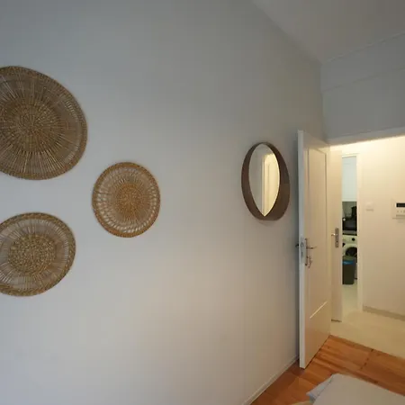 Ilysia's Retreat, Cozy 1 Bdrm Apartment