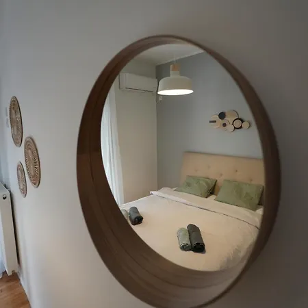 Ilysia's Retreat, Cozy 1 Bdrm Apartment *